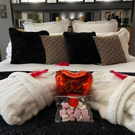 Loveroom Intimiste Et Haut De Gamme A 30 Min De Toulouse Puydaniel Kültér fotó